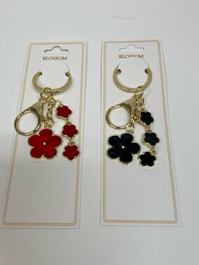 Bag Charm Gold-Tone Flower in Red and Black